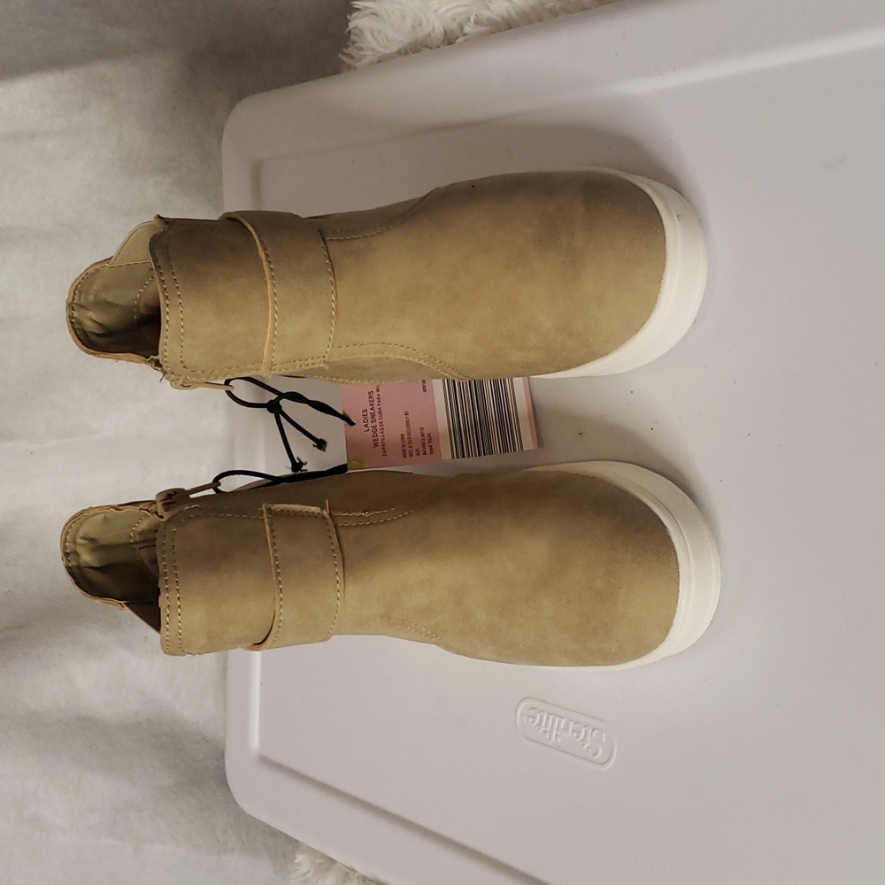 Womens Wedge Sneakers